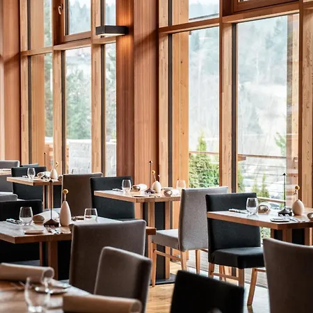 Hotel Dolomites
